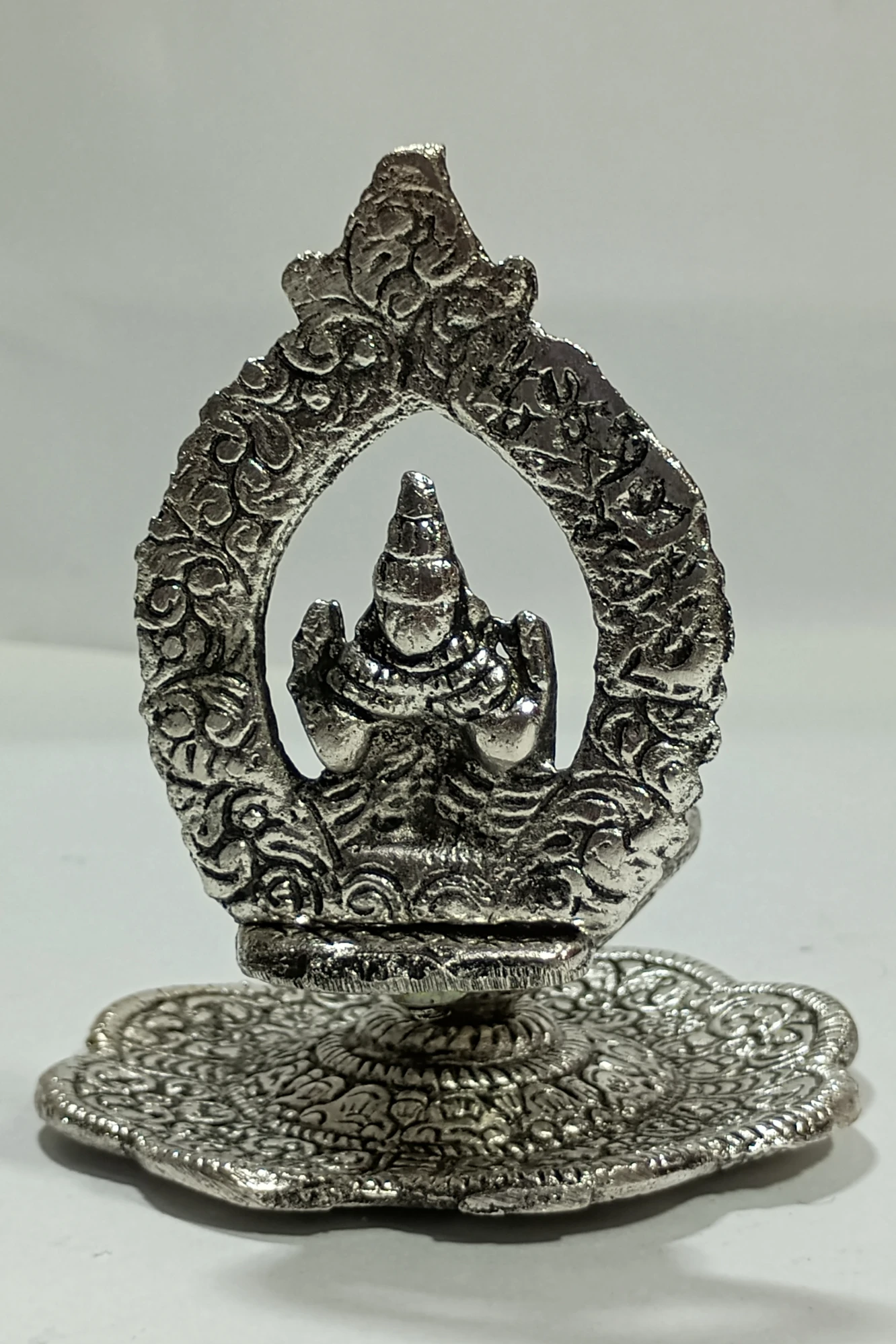 Hand diya with Ganesh-4.5No-Z12477
