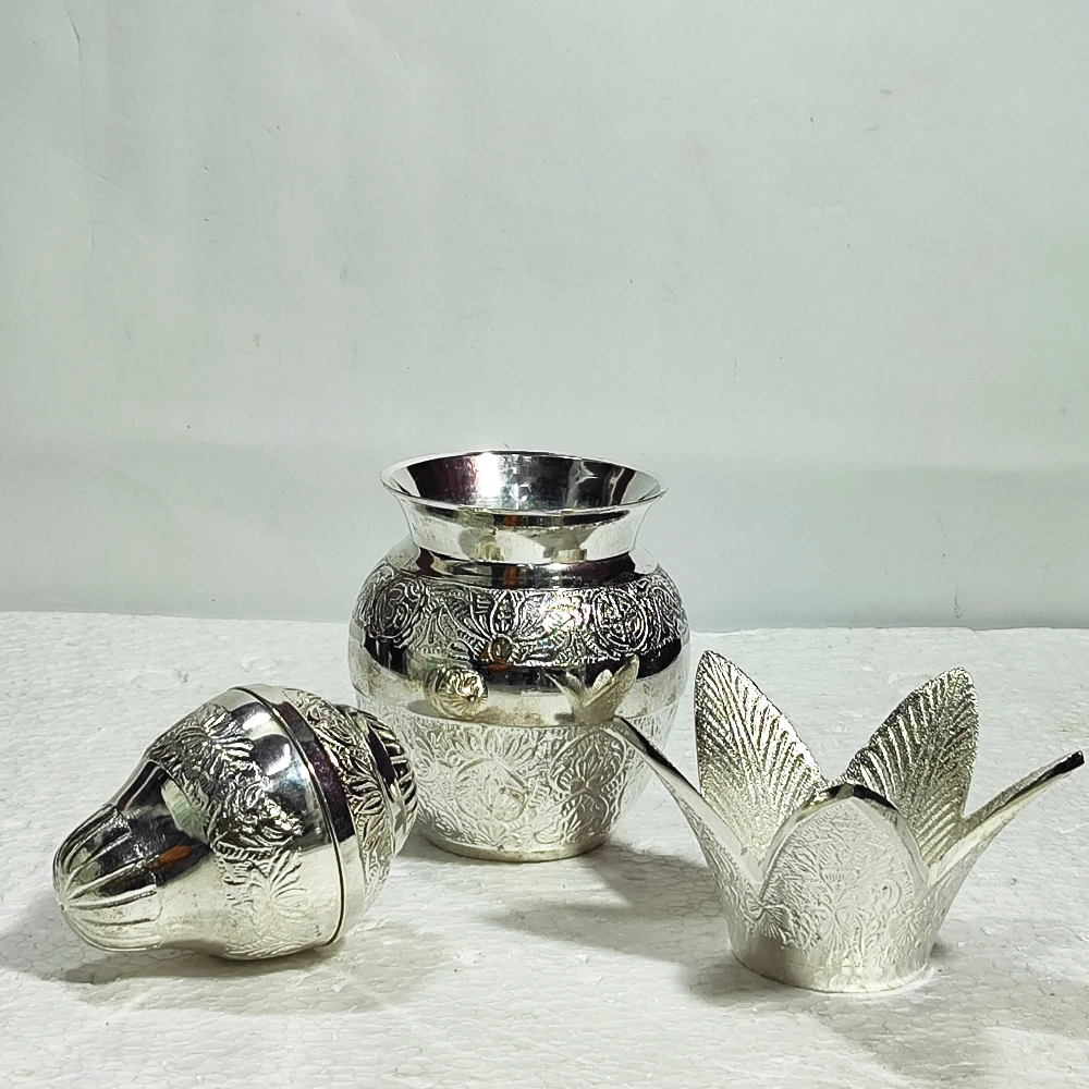 Kalash with Nariyal-7No-Z12660