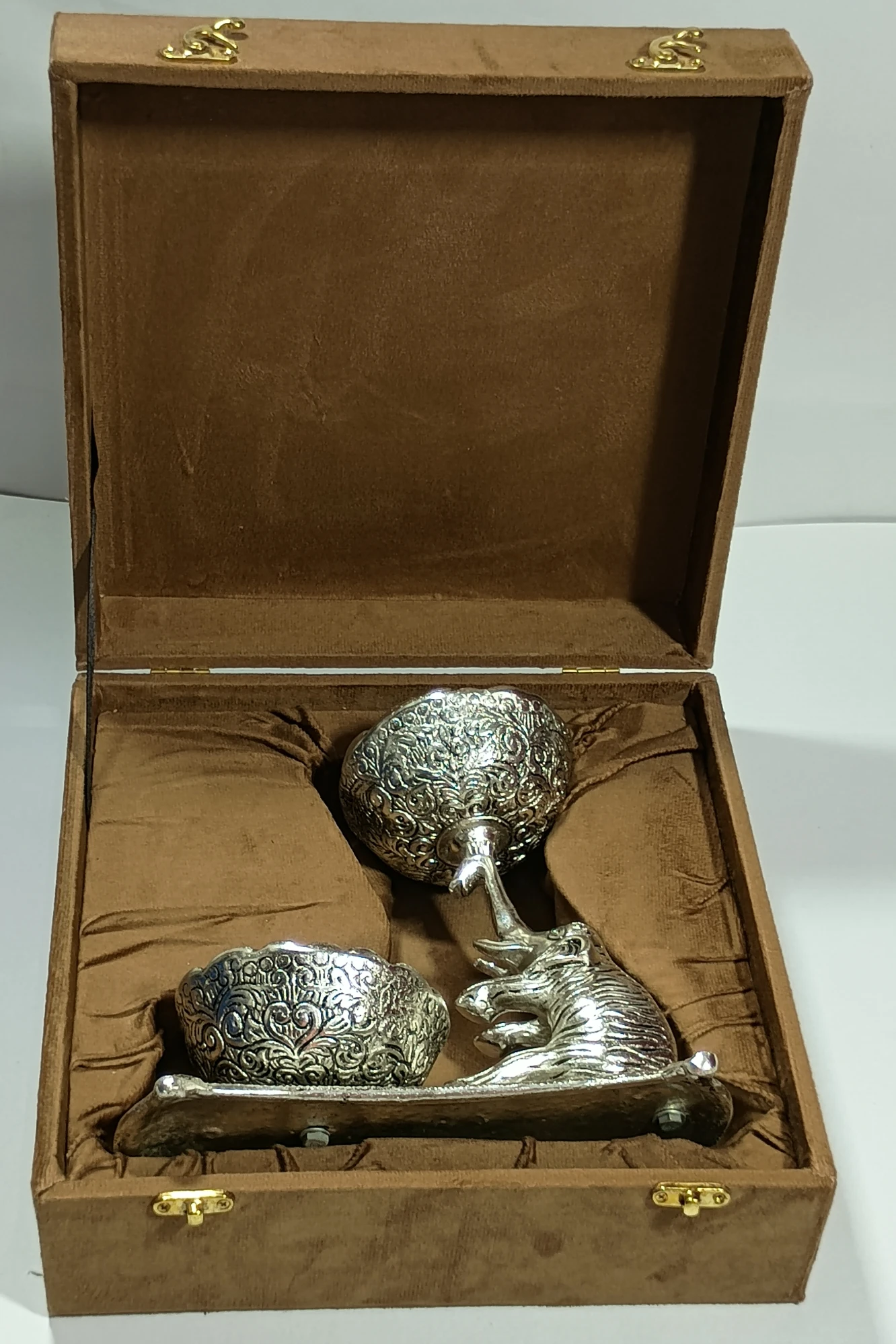 Two Bowl with Elephant-7.5No-Z12463