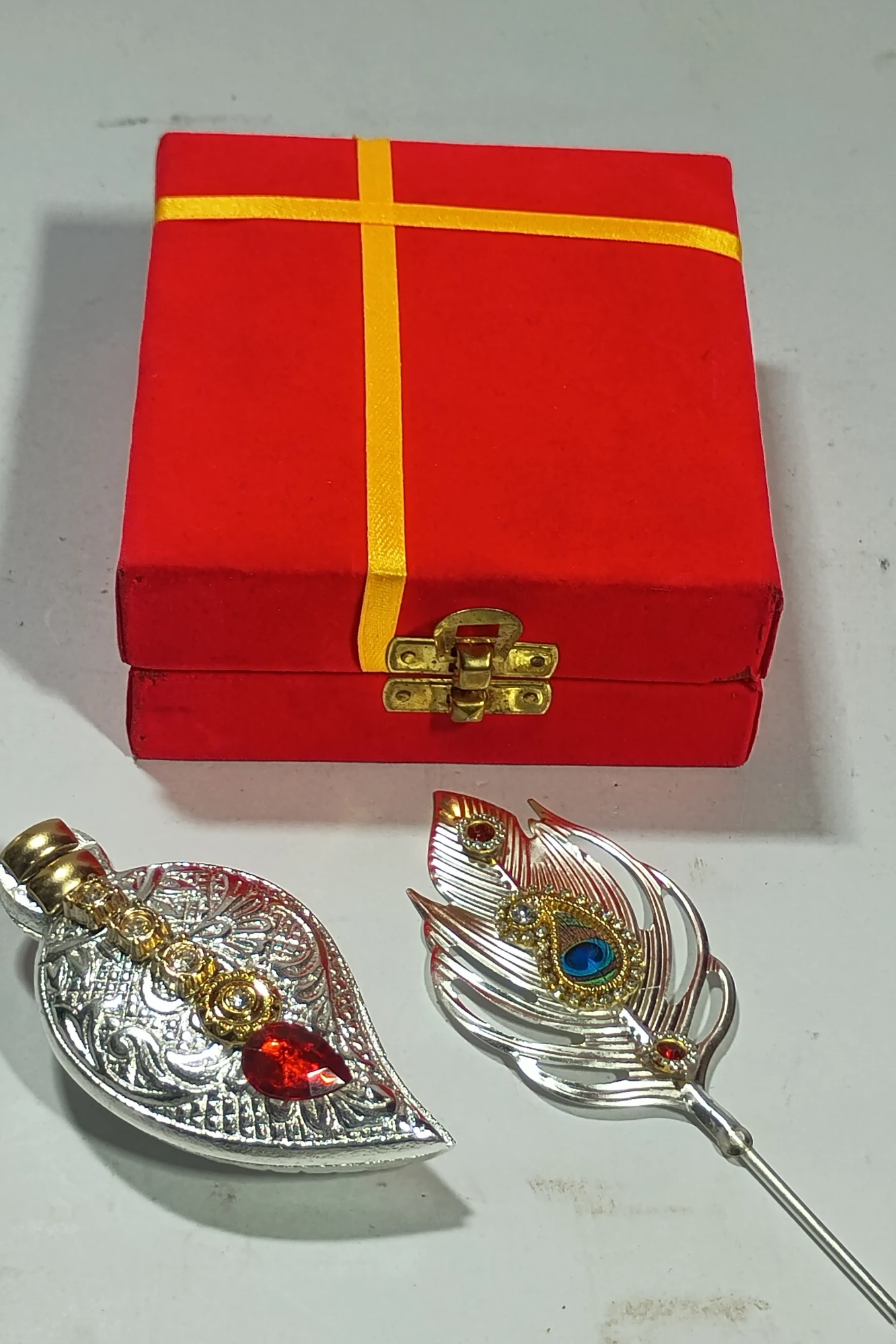 Chopra and Tilak Set-5No-Z12113