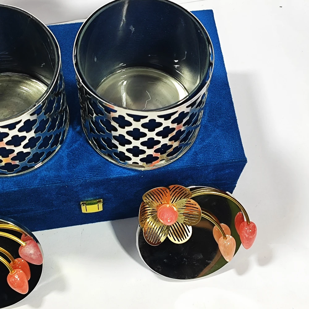 Two Burney-6.5No-Z12842