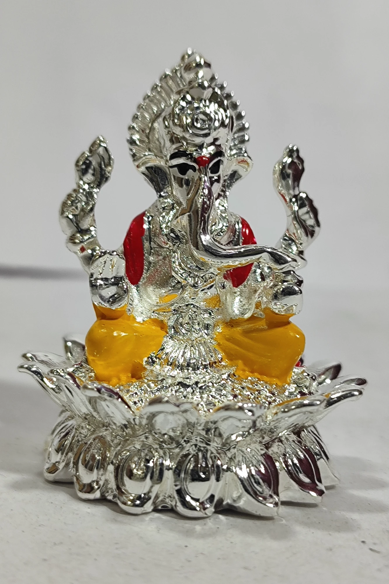 Ganesh-2.25No-Z08546