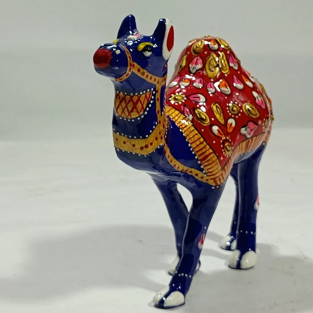 Camel-5No-Z03586