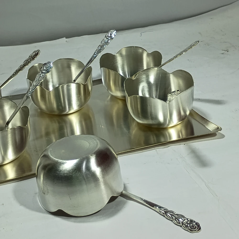 Six Bowls With Tray-11.5No-Z11392