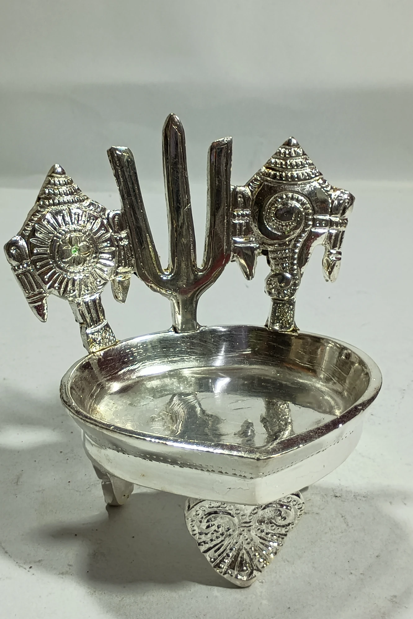 Diya with Trishakti-5No-Z10783