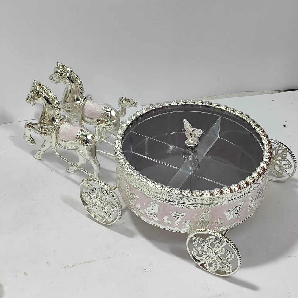 Dry Fruit Box with Horse Cart-15.5No-Z13115