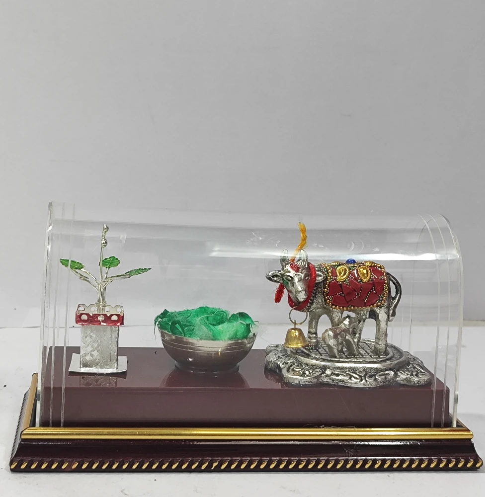 Cowcalf with Tulsi witth bati-7.5No-Z13083