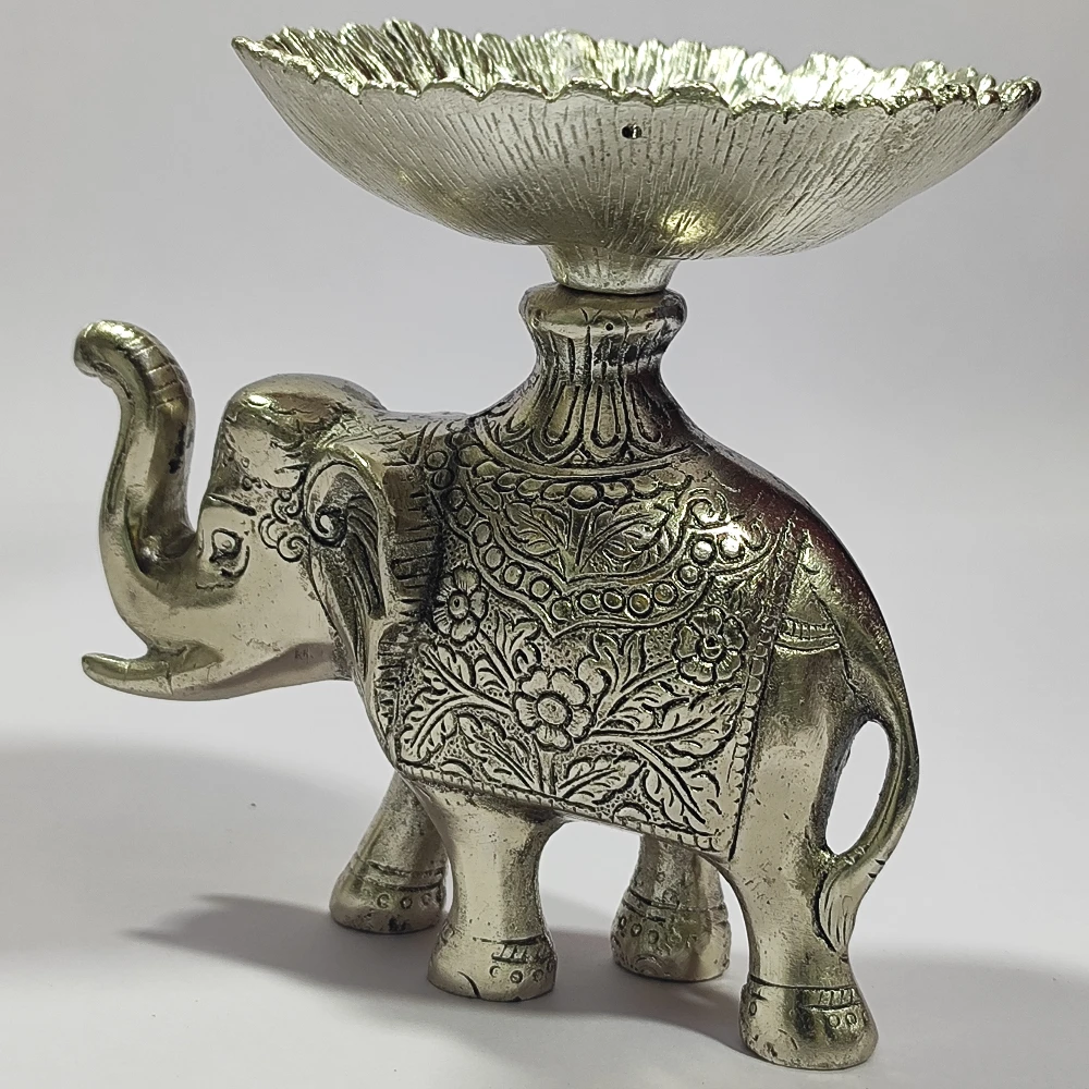 Elephant with platter-5.5No-Z10927