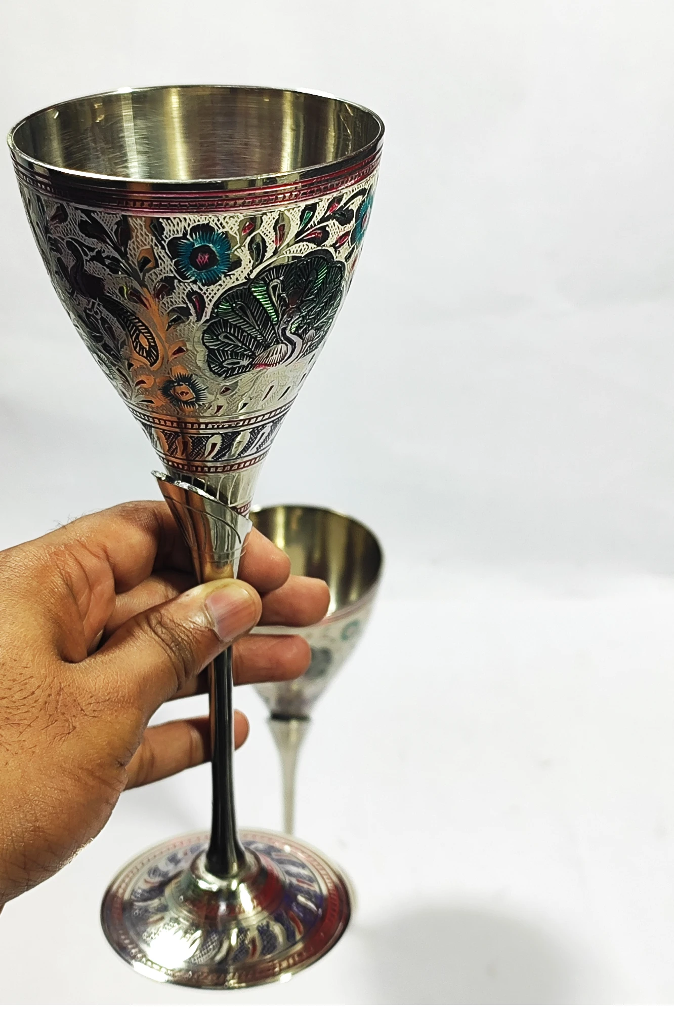 Two Wine Glass-8.75No-Z09501