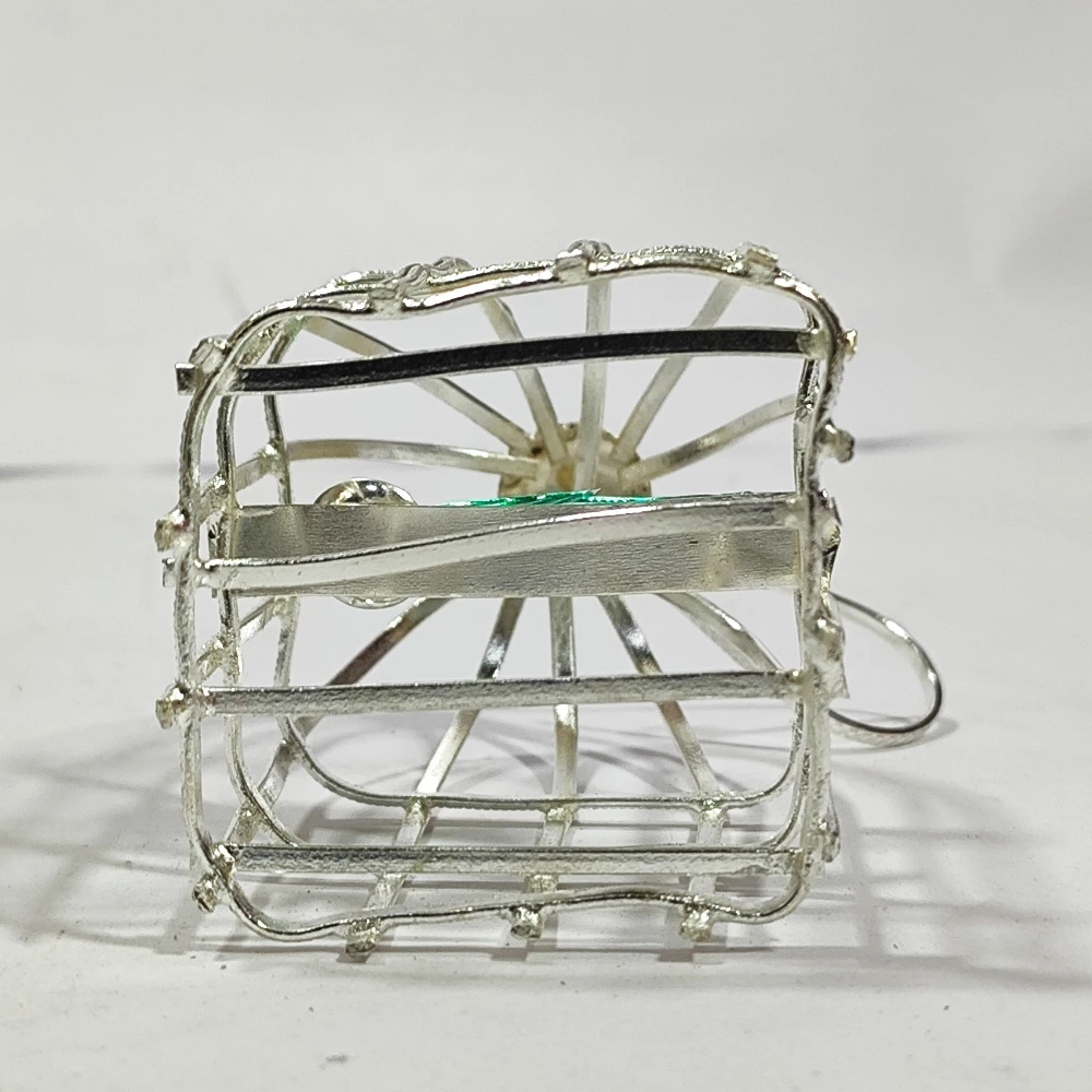 Parrot in Cage-3.75No-Z00228