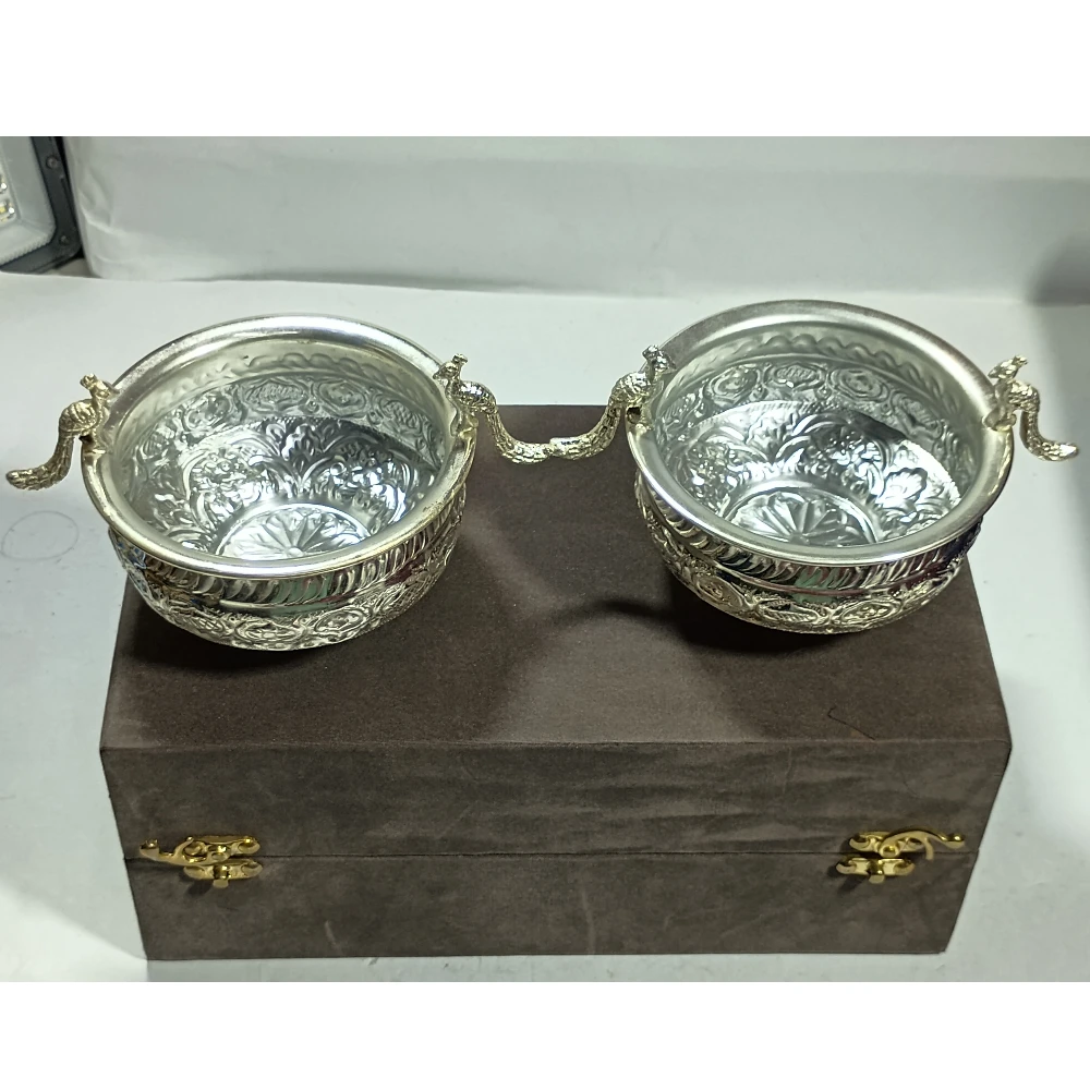 Bowl with Peacock-4.5No-Z09946