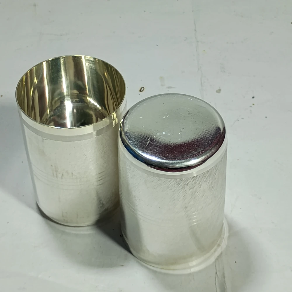 Two Glases-4No-Z07550