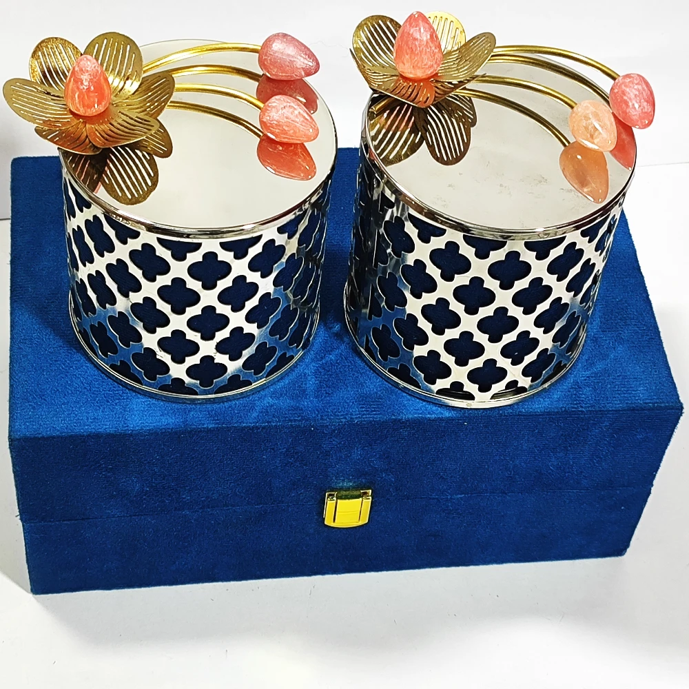 Two Burney-6.5No-Z12842