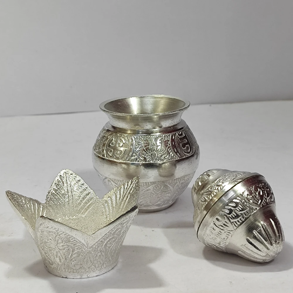 Lota with Nariyal-4.5No-Z13054