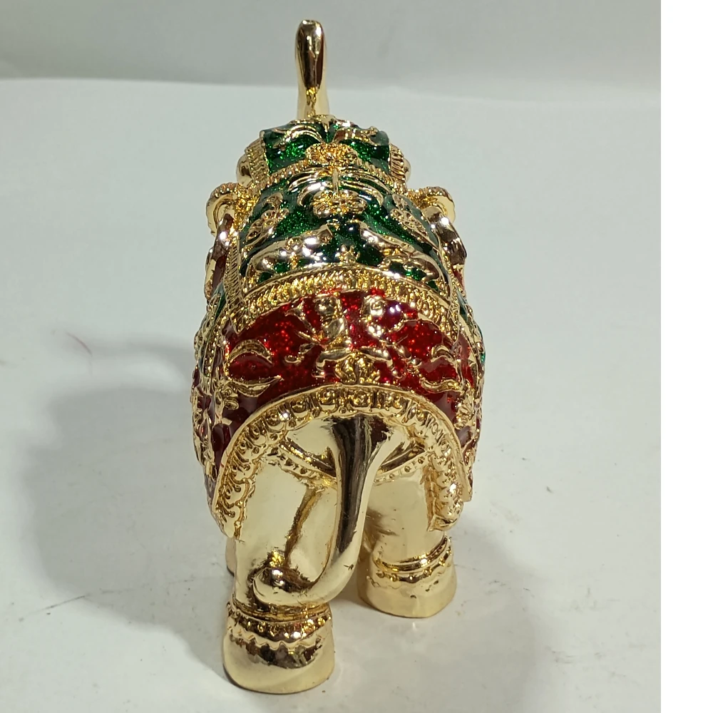 Elephant-4No-Z09298