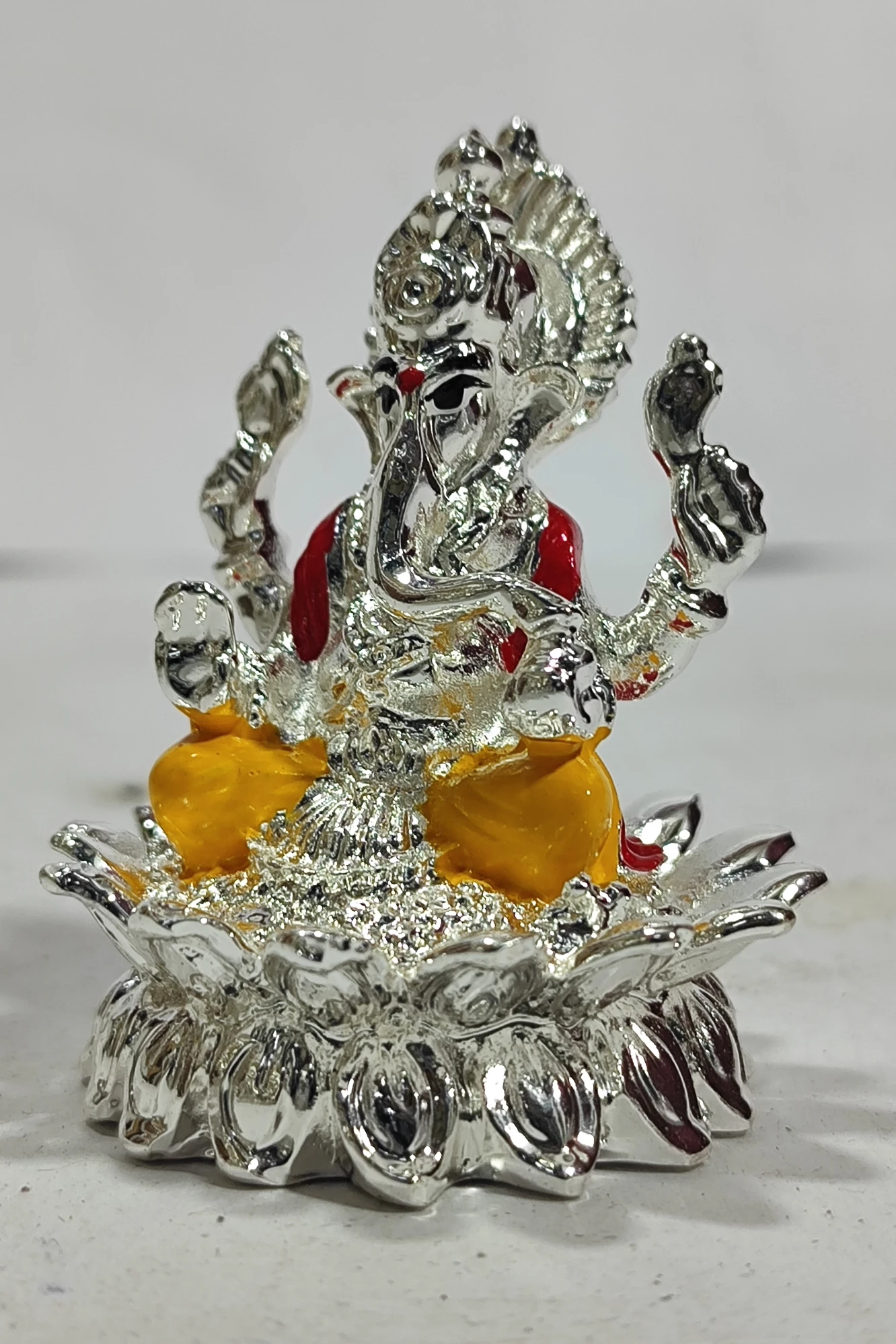 Ganesh-2.25No-Z08546