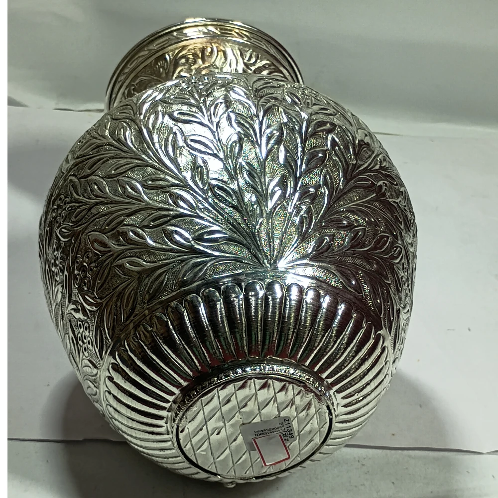 Flower Vase With Radha Krishna-11No-Z11349