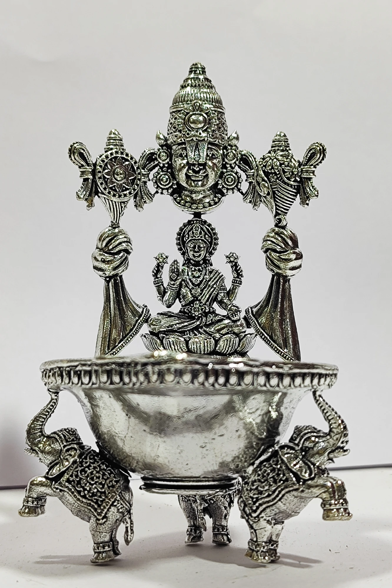 Diya with Laxmi and Balaji along with Elephant-4.5No-Z12811