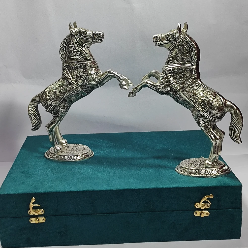 Two Horse-10No-Z12769