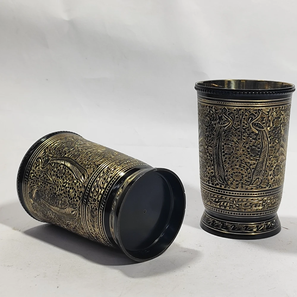 Two Glass-4No-Z07858