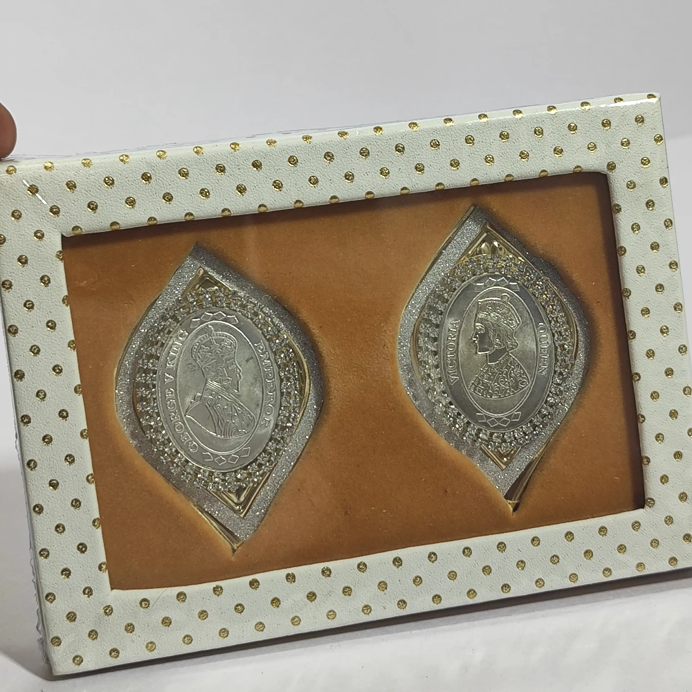Two Coins with Folder-5.5No-Z12932