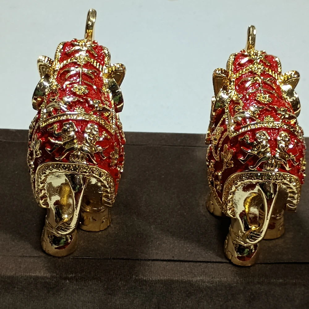 Two Elephant-3.5No-Z09301