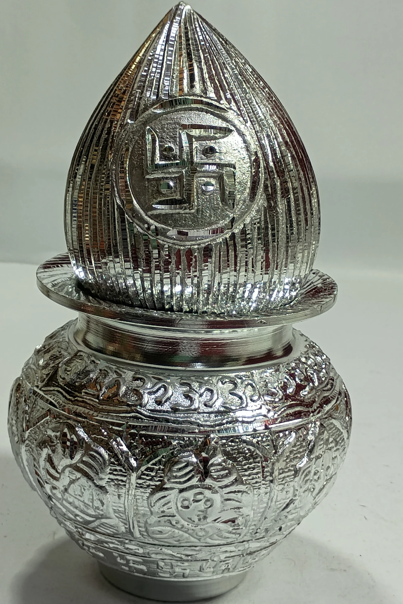 Lota and Nariyal-9No-Z00326,Z08720