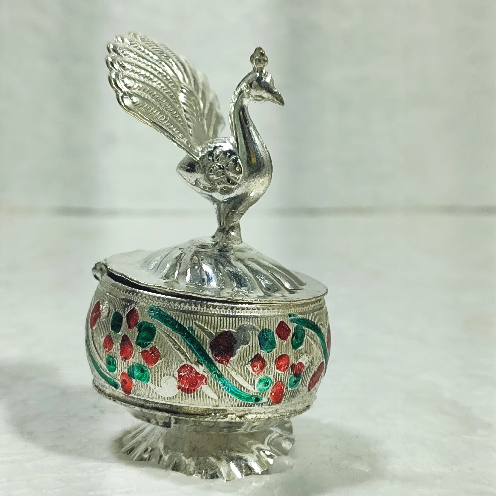 Dibbi With Peacock-3No-Z09843