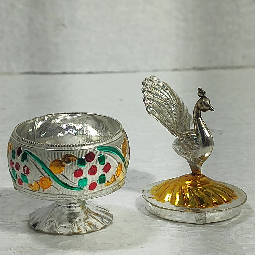 Dibbi With Peacock-3No-Z09843