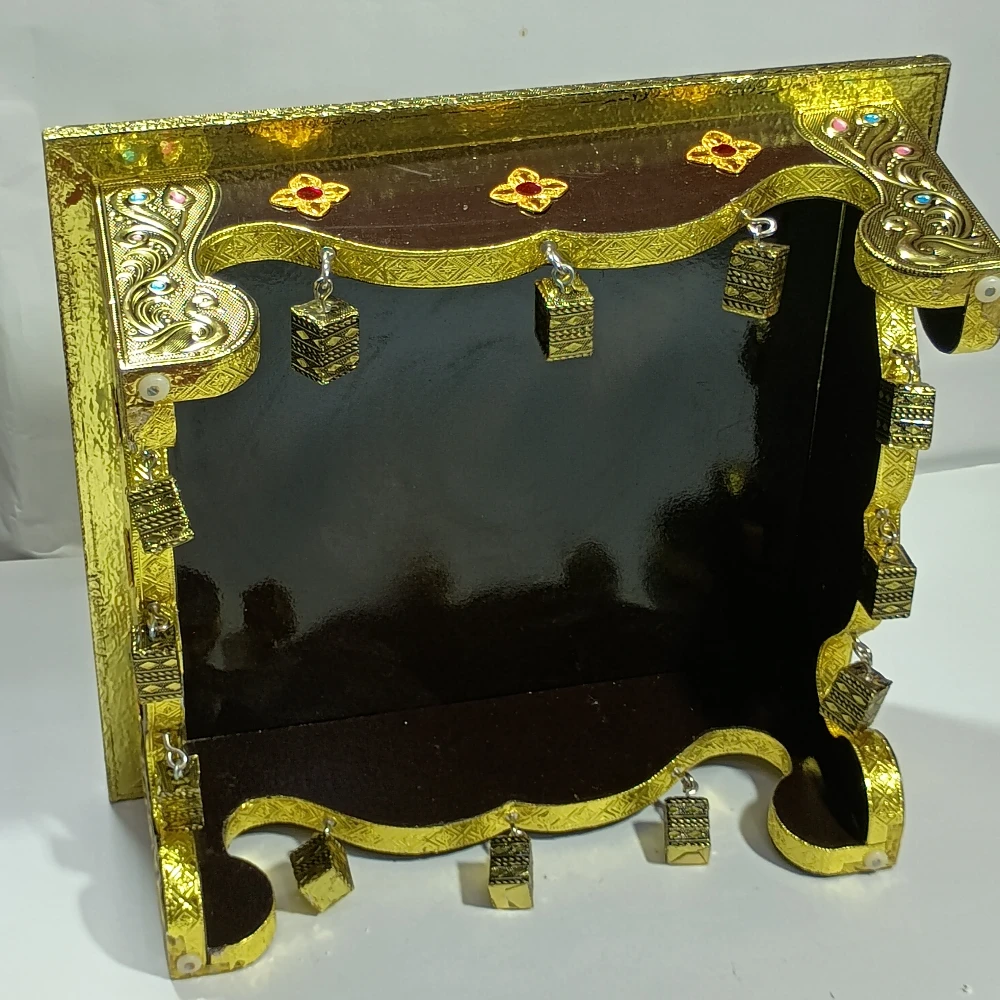 Chowki with Latkan-6No-Z11631