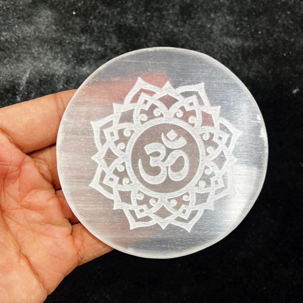 Agatesvibe Selenite Crystal Charging Plate for and Healing Stones, Selenite Crystal Plate Engraved of Life Coaster for Home Office Table Decor (OM)