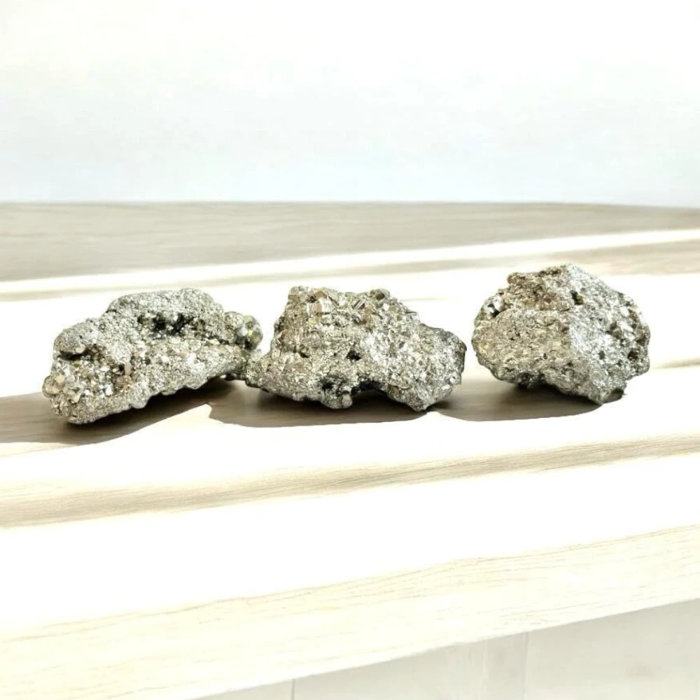 Agatesvibe Natural Energised Golden Pyrite Cluster Grade - Original Stone for Healing, Willpower, Money Manifestation, Vastu, and Business - Certified (Pack Of 1) (Pyrite 120-180 Gram Cluster Pyrite)