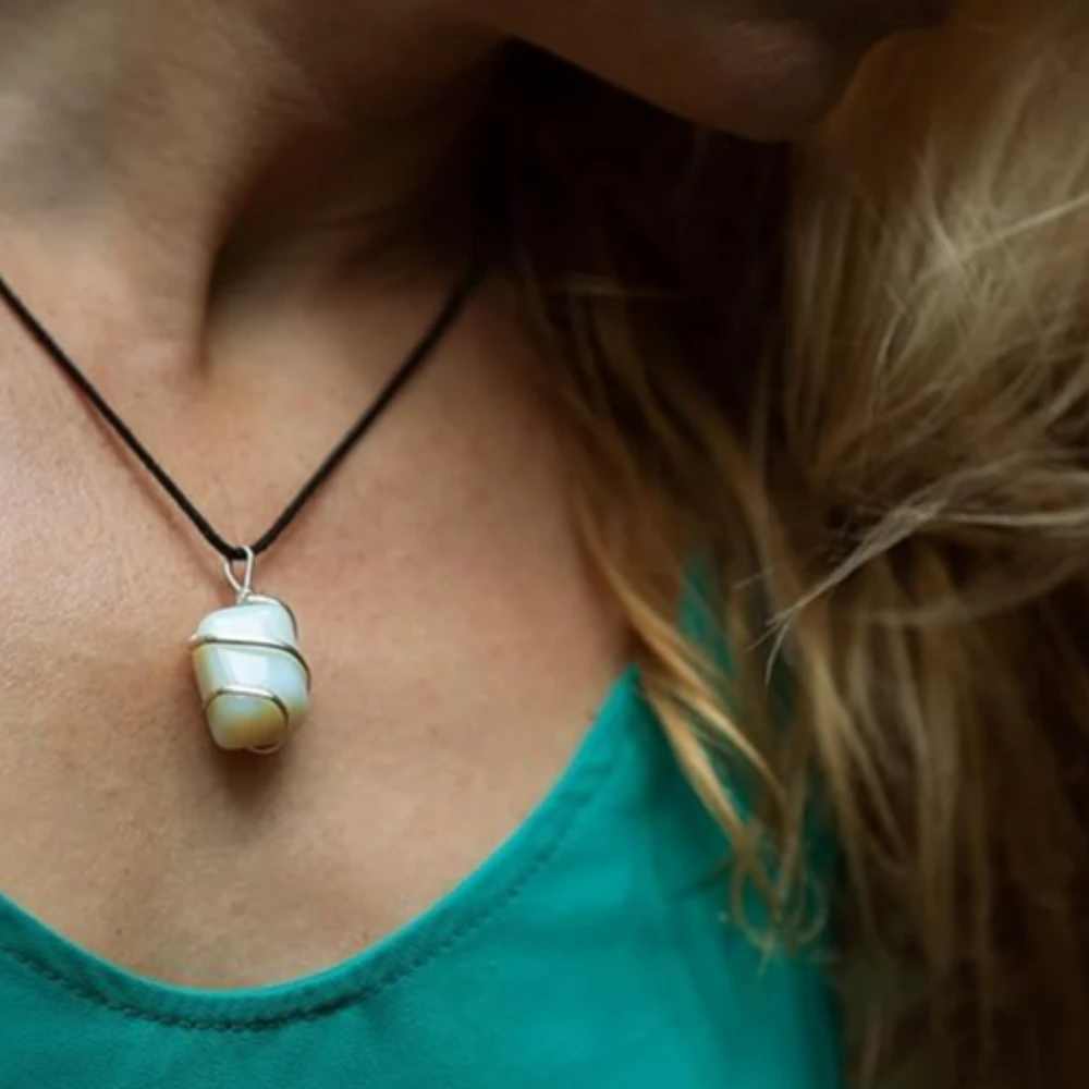 Agatesvibe Healing Crystal Pendant Necklace for Women – Handmade Jewelry with Ethically Sourced Genuine Crystals & Healing Stones (Pack of 1) (Opalite)