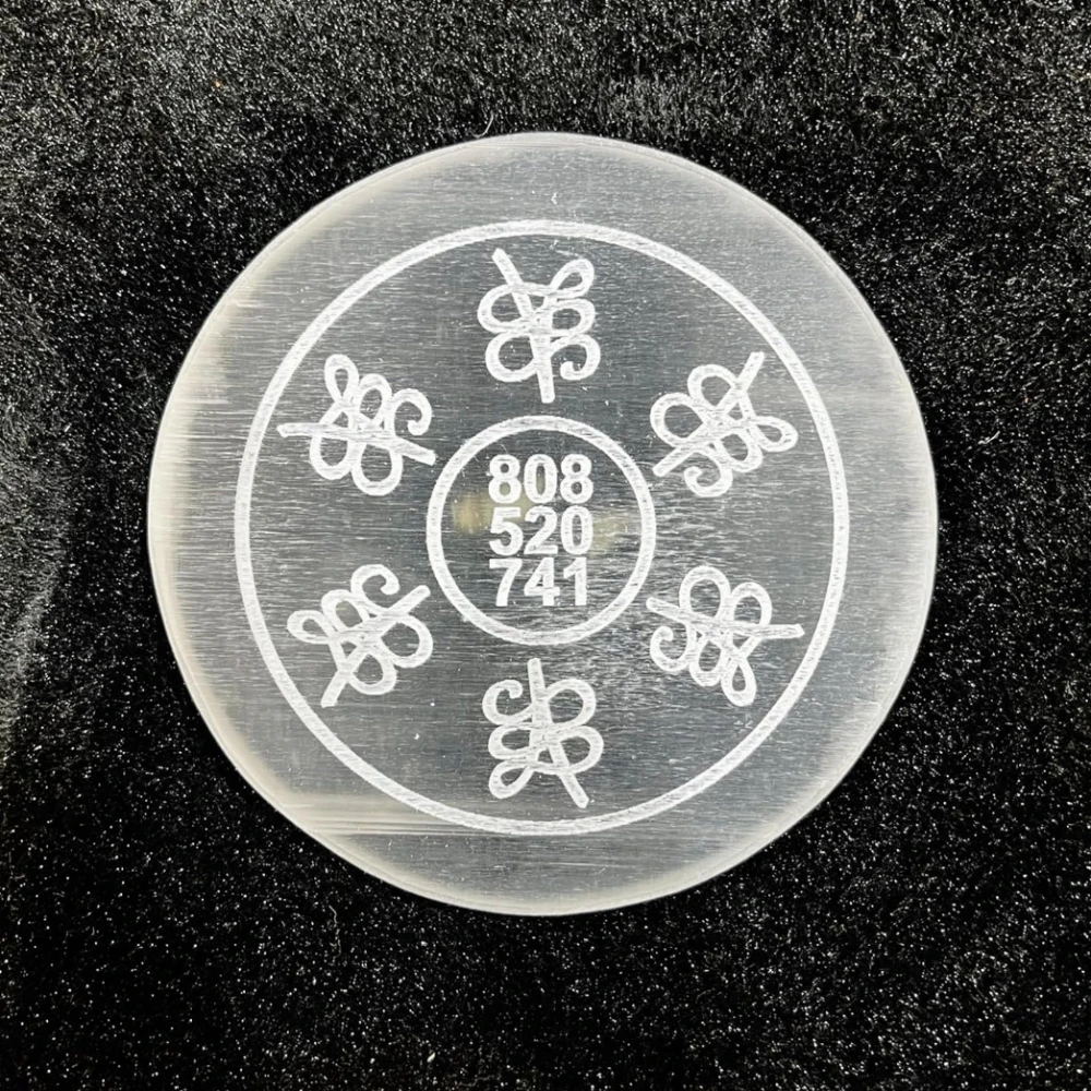 Agatesvibe Selenite Crystal Charging Plate for and Healing Stones, Selenite Crystal Plate Engraved of Life Coaster for Home Office Table Decor (808-520-741)