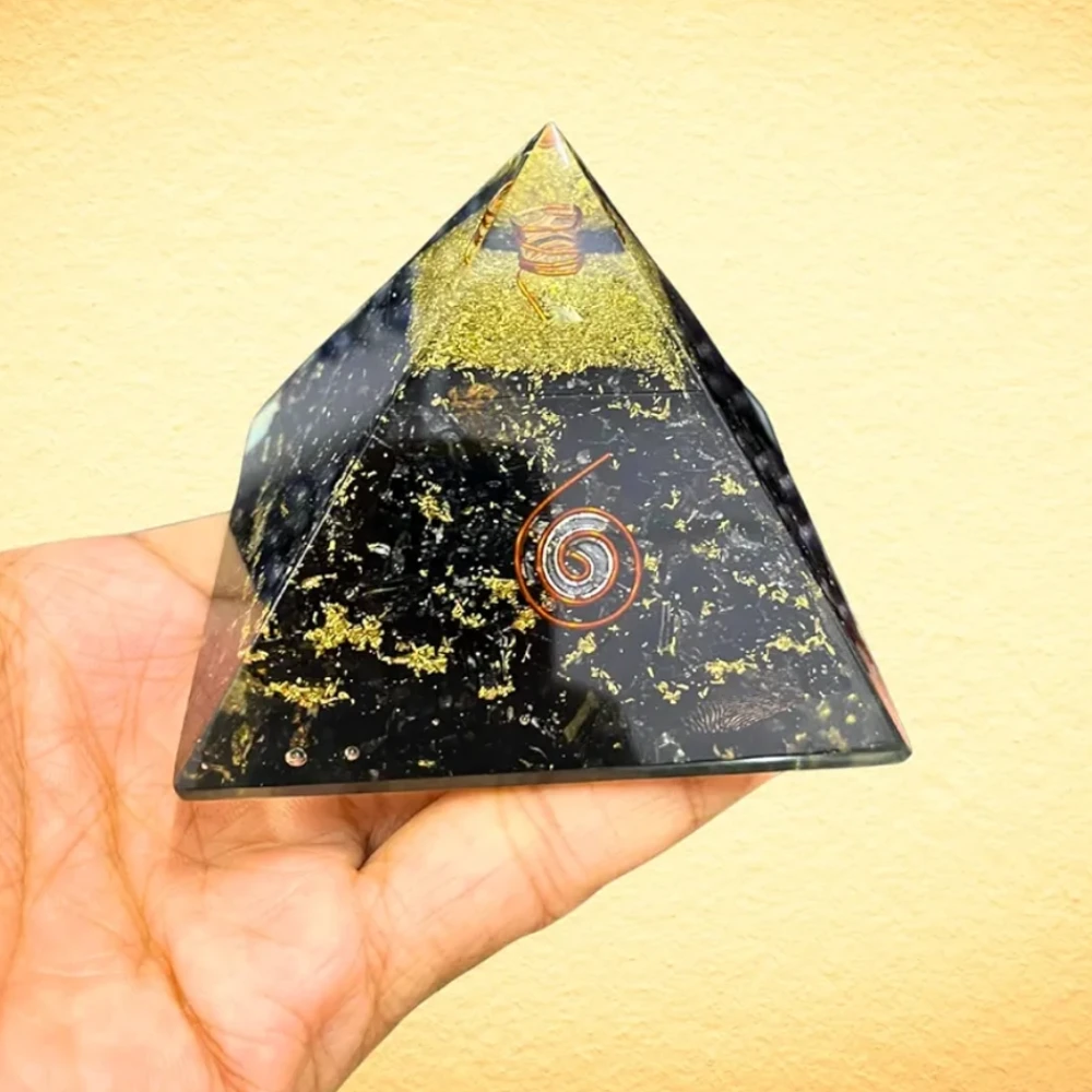 AgatesVibe Energy Generator Crystal Black Tourmaline Orgone Pyramid – EMF Protection, Raw Black Tourmaline Chips, Vastu Correction, Aura Cleansing, Stress Relief, Healing Energy Pyramid