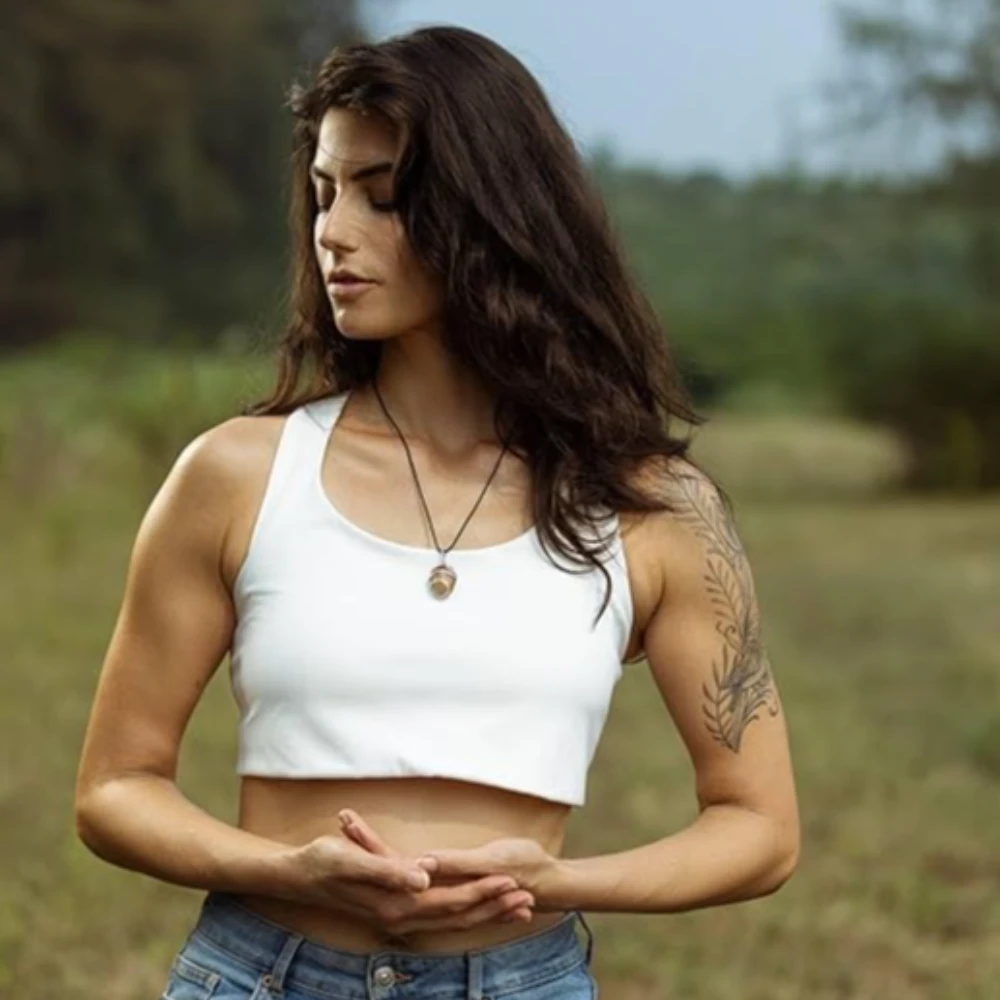 Agatesvibe Healing Crystal Pendant Necklace for Women – Handmade Jewelry with Ethically Sourced Genuine Crystals & Healing Stones (Pack of 1) (Golden Rutilated Quartz)