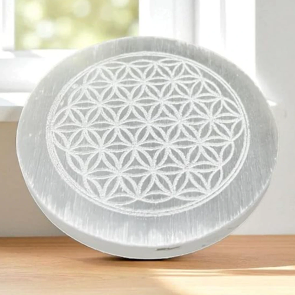 Agatesvibe Selenite Crystal Charging Plate – Engraved Sri Yantra Selenite Plate for Crystal Cleansing, Energy Recharging, & Pooja Rituals (Pack of 1) (Goddess, 4 Inch)