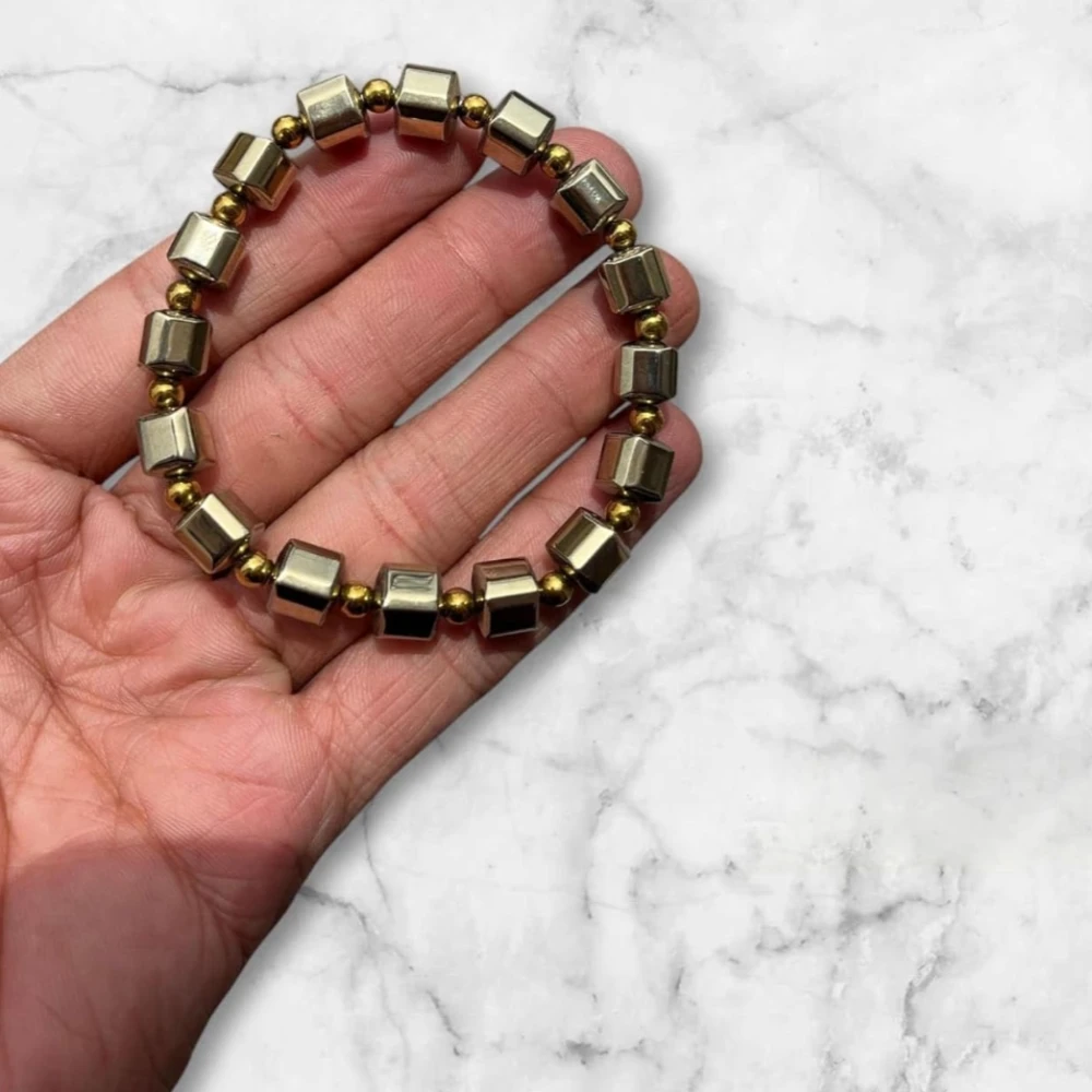 Agatesvibe Certified Golden Pyrite Bracelet for Men & Women – Natural Cubic Beads – pyrite Crystal Stone – Payright Healing Bracelet – Unisex Certified Energy Crystal Jewelry