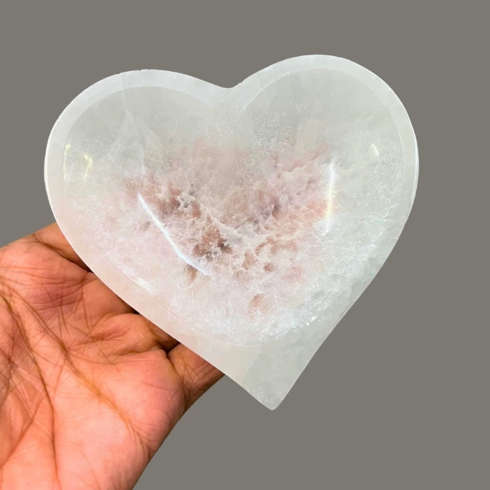 Agatesvibe 4 Inch Selenite Bowl | Hand-Carved Heart Shape Crystal Bowl | Selenite Charging Bowl for Cleansing, Charging & Smudging | Healing Stone Holder for Crystals, Decor & Gift (Pack of 1)