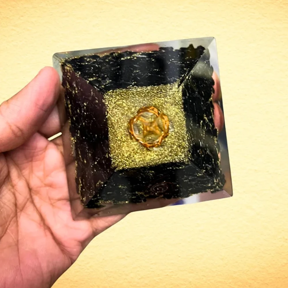 AgatesVibe Energy Generator Crystal Black Tourmaline Orgone Pyramid – EMF Protection, Raw Black Tourmaline Chips, Vastu Correction, Aura Cleansing, Stress Relief, Healing Energy Pyramid