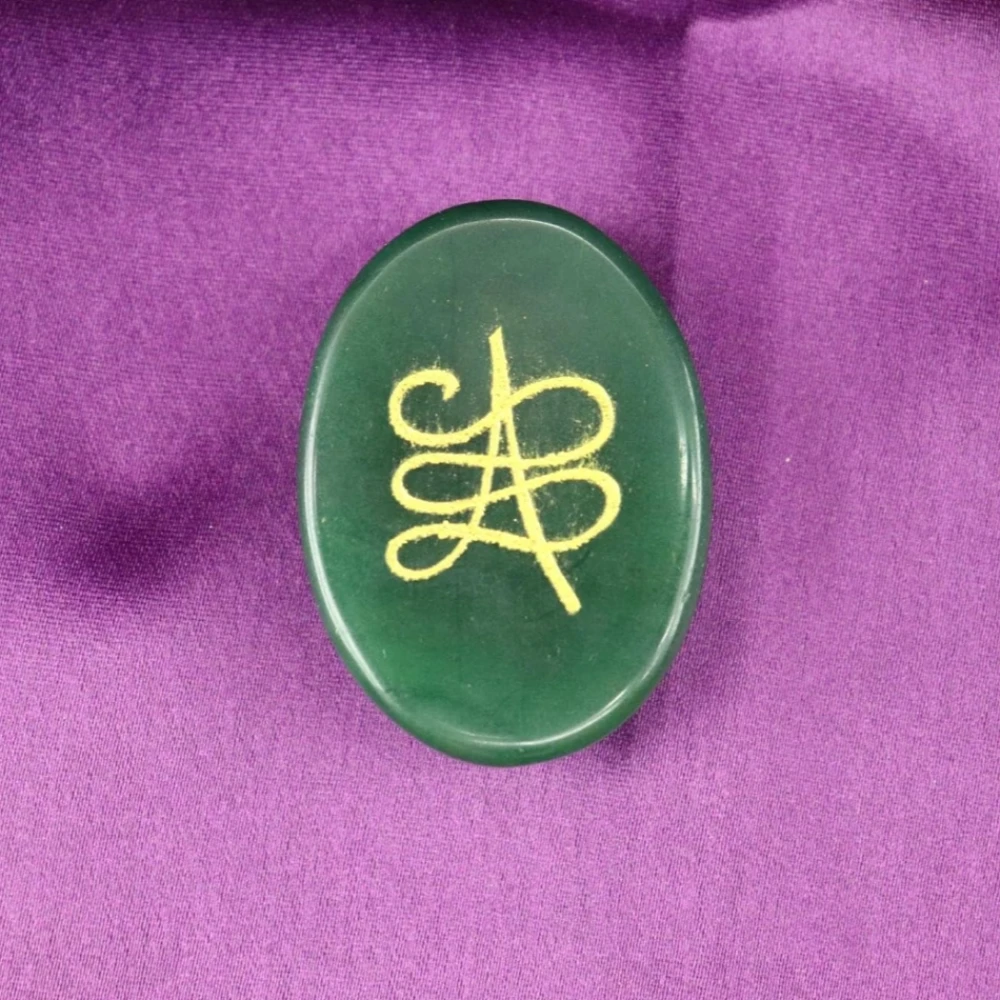 Agatesvibe Green Jade Crystal Money Switch Word & Zibu Symbol of Prosperity Natural Money Stone Oval Shape Cabochon Switchwords Gemstone for Reiki Crystal Stone Healing (Pack of 2)