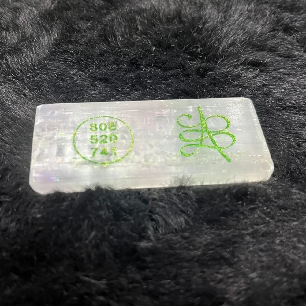 Agatesvibe Selenite Crystal Money Switch Word & Zibu Symbol of Square Plate Shap Metaphysical Energy, Natural Cleansing & Protection, Healing Crystals for Meditation & Home Decor 3.5 Inch (Pack of 1)