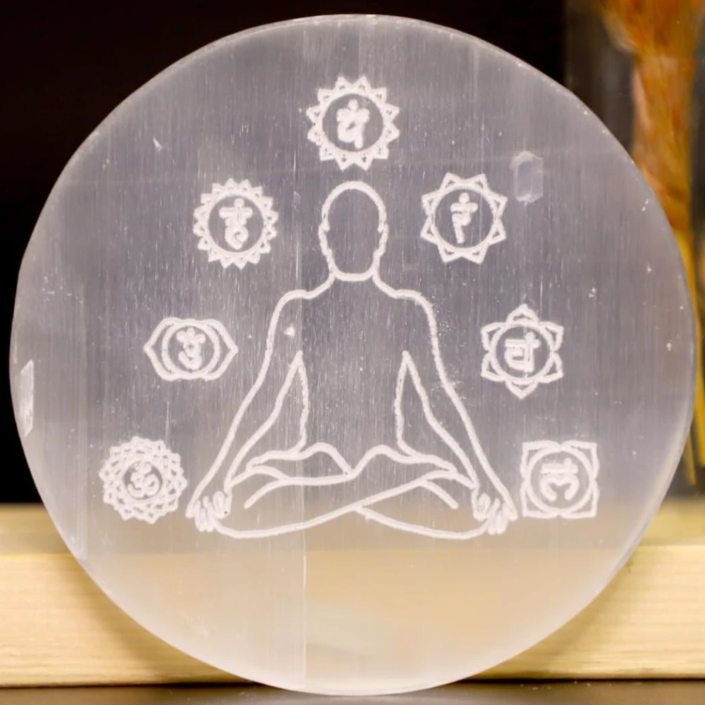 Agatesvibe Round Selenite Crystal Charging Plate - Natural Selenite Stone for Crystal Charging & Vastu (Selenite)