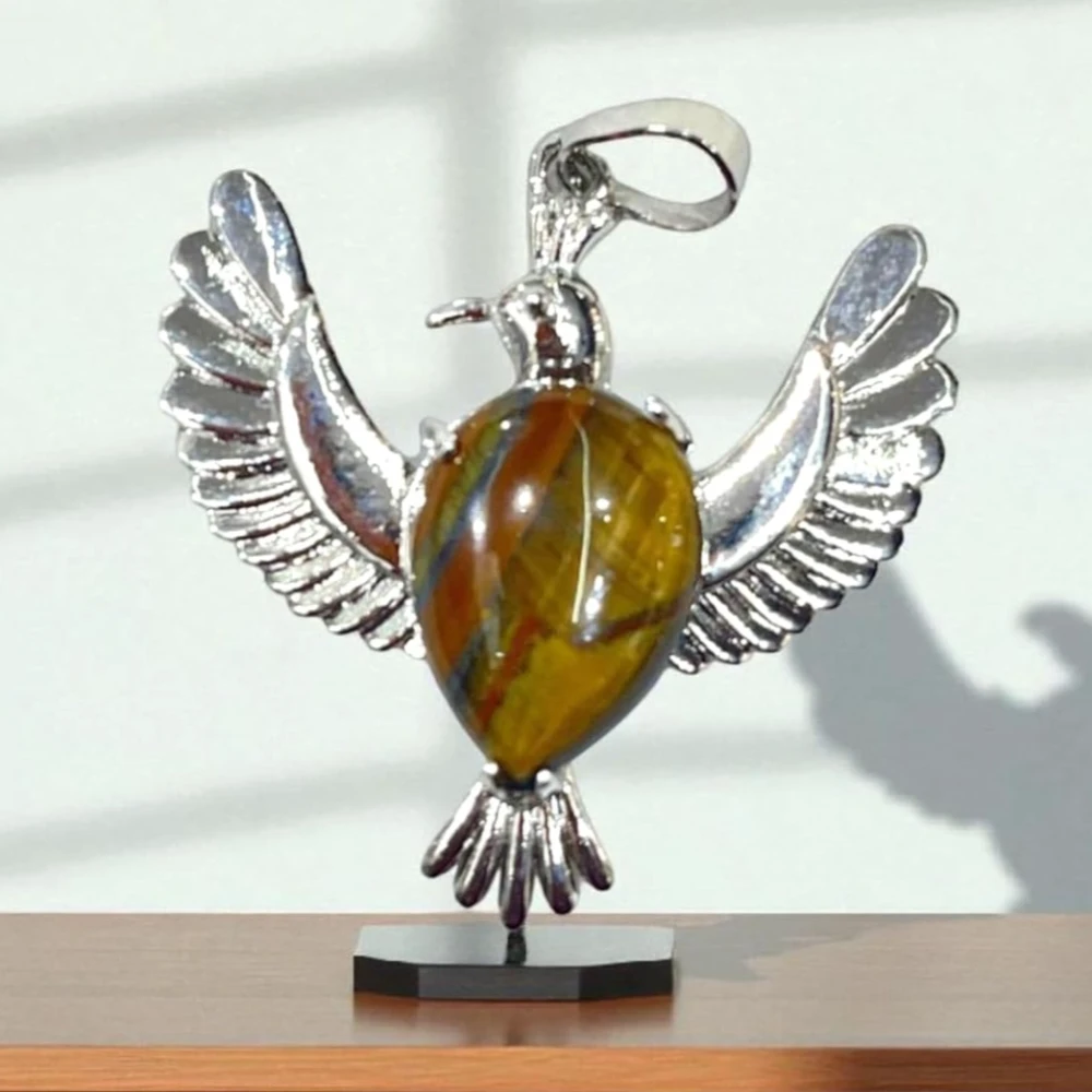 Agatesvibe Flying Eagle Pendant – Natural Quartz Crystal Necklace Jewelry for Men & Women | Energy Healing Amulet for Protection, Strength & Spiritual Power (Pack of 1)