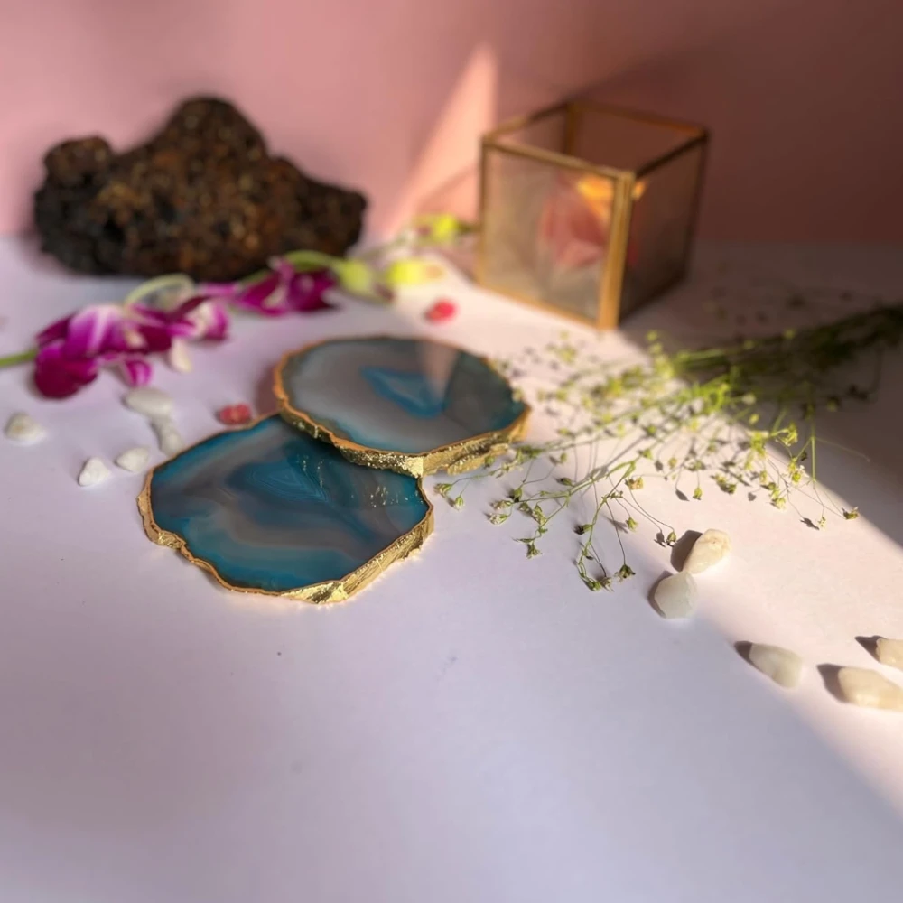 Agatesvibe Brazilian Agate Stone Coaster Beautiful Coaster Fit for Tea Cups Coffee Mugs and Glasses Perfect Table Accessories Tableware (Pack of 1) (Turquoise Agate Set of 2)