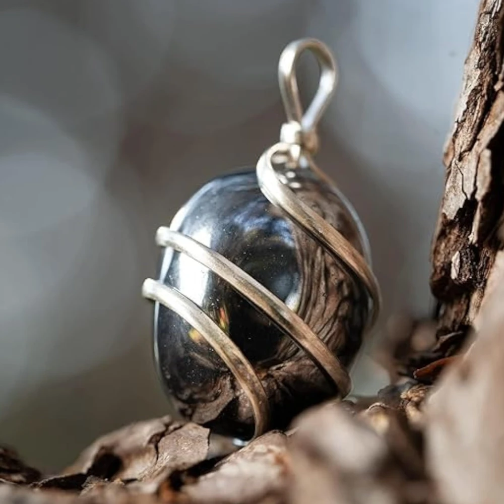 Agatesvibe Healing Crystal Pendant Necklace for Women – Handmade Jewelry with Ethically Sourced Genuine Crystals & Healing Stones (Pack of 1) (Shungite)