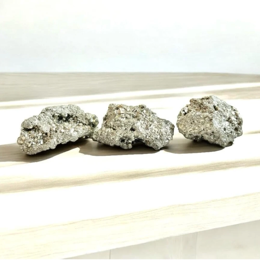 Agatesvibe Natural Energised Golden Pyrite Cluster Grade - Original Stone for Healing, Willpower, Money Manifestation, Vastu, and Business - Certified (Pack Of 1) (40-45 Gram)