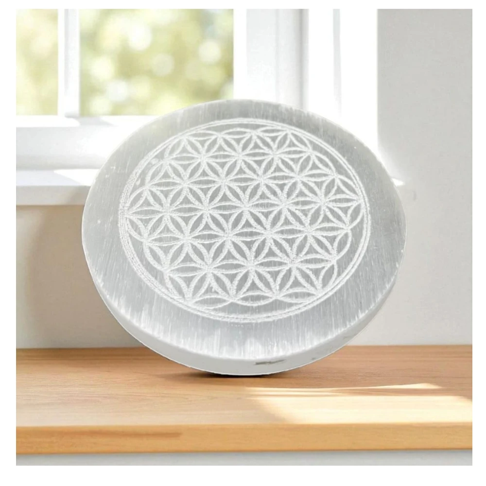 Agatesvibe Certified Selenite Charging Plate 3 – 4-Inch Engraved Sri Yantra Cube for Crystal Cleansing, Reiki Energy Work, Meditation & Pooja Rituals (Pack of 1) (4 Inch)