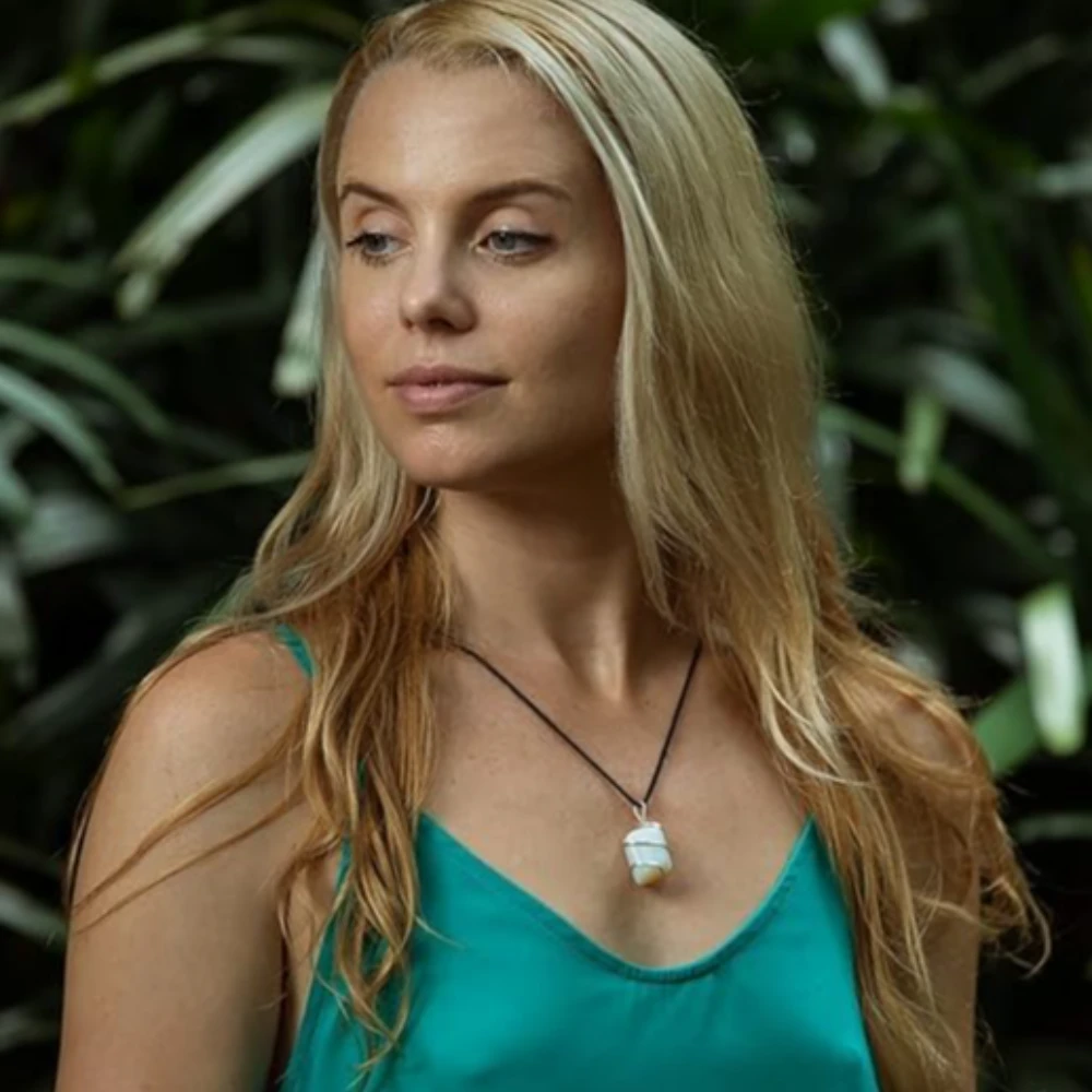 Agatesvibe Healing Crystal Pendant Necklace for Women – Handmade Jewelry with Ethically Sourced Genuine Crystals & Healing Stones (Pack of 1) (Opalite)