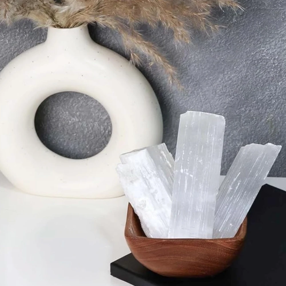 Agatesvibe Healing Crystal Raw Stone - 200g | AAA+ Grade Gemstone for Reiki, Vastu & Meditation | Perfect for Home Décor & Energy Healing (PAck of 1) (Selenite)